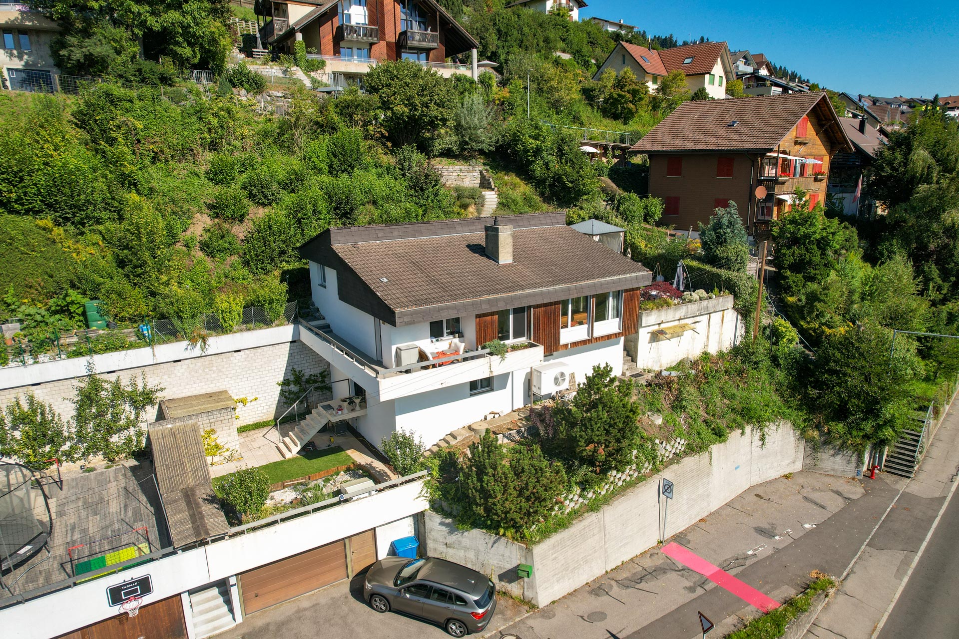 Luftaufnahme des Einfamilienhauses in Konolfingen