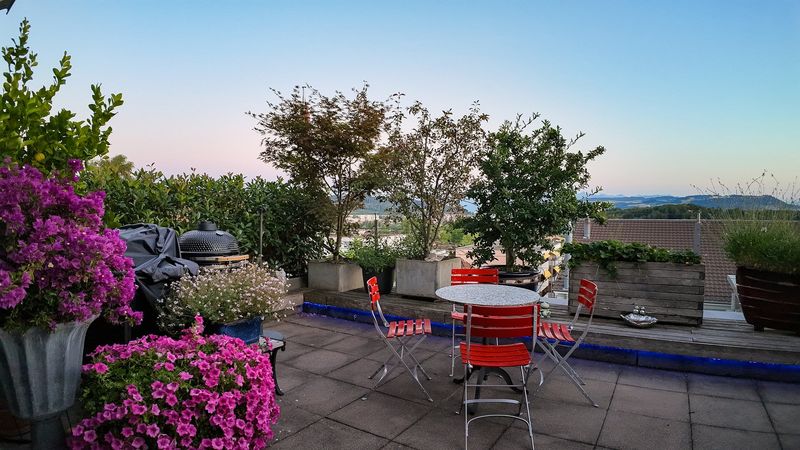 Grosszügige Dachterrasse, Attika-Duplexwohnung Ittigen